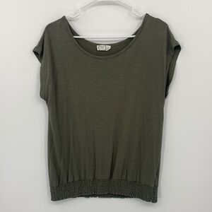 Maurices Sleeveless Top Women’s Size Medium